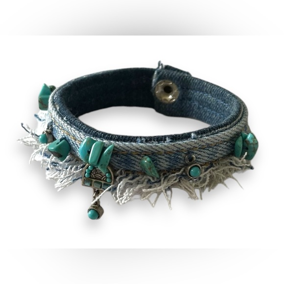 Upcycled Denim Bracelet with Turquoise natural Stones - Picture 2 of 4